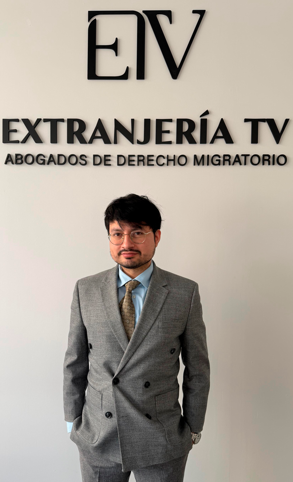 christian-velasquez-2026 Christian Velasquez abogado experto en extranjería